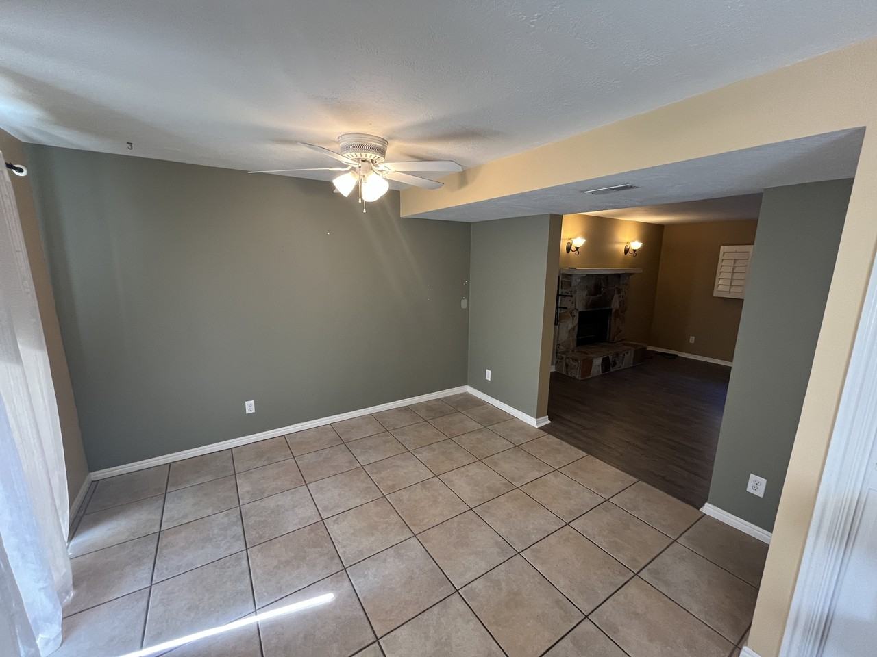 730 E Baker Dr - Photo 3 of 22