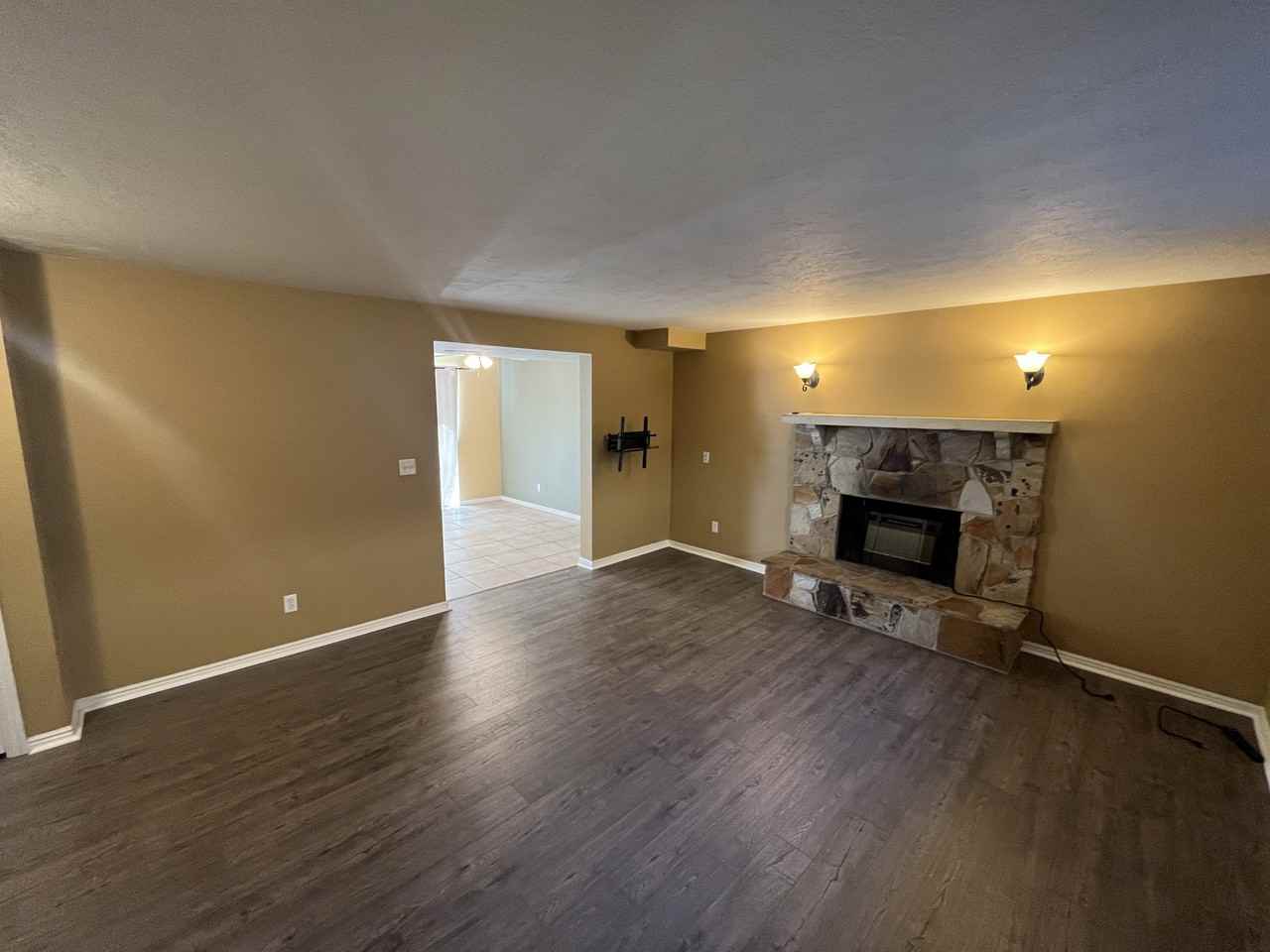 730 E Baker Dr - Photo 4 of 22