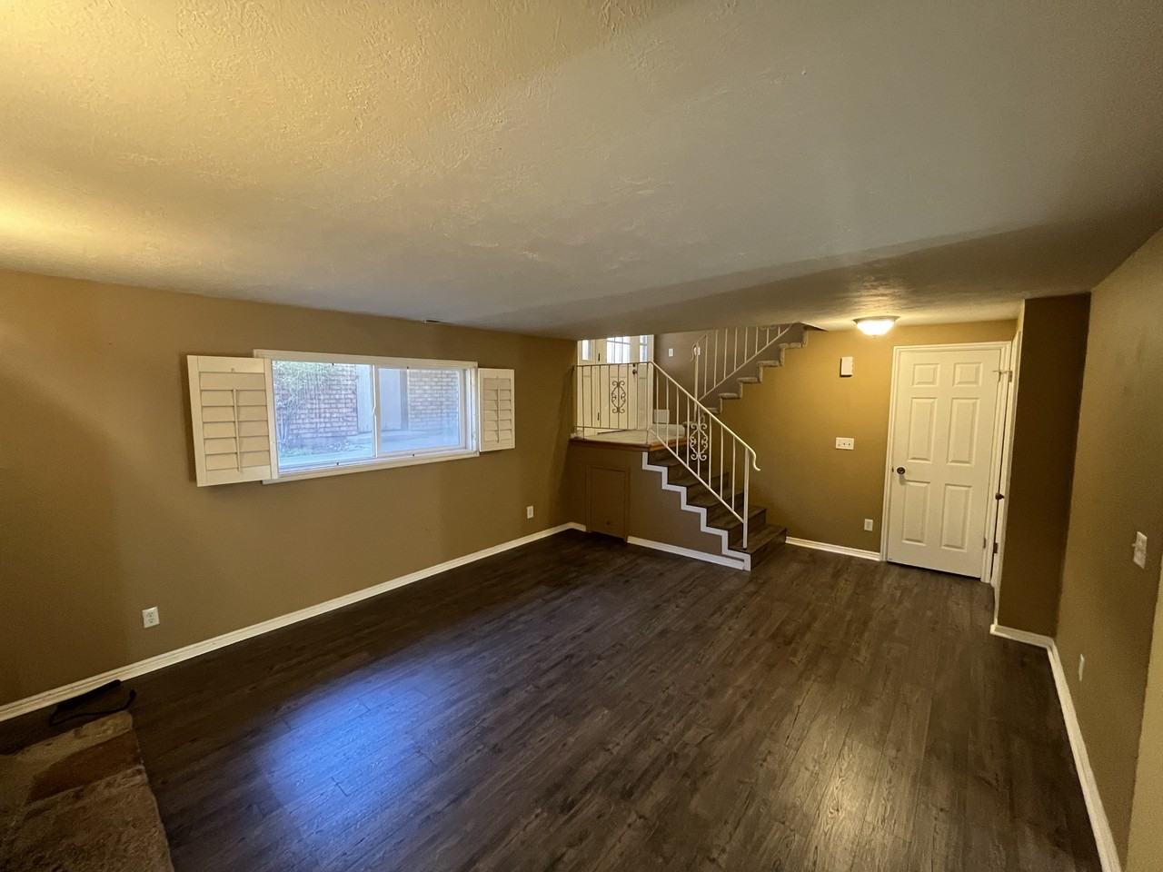 730 E Baker Dr - Photo 5 of 22