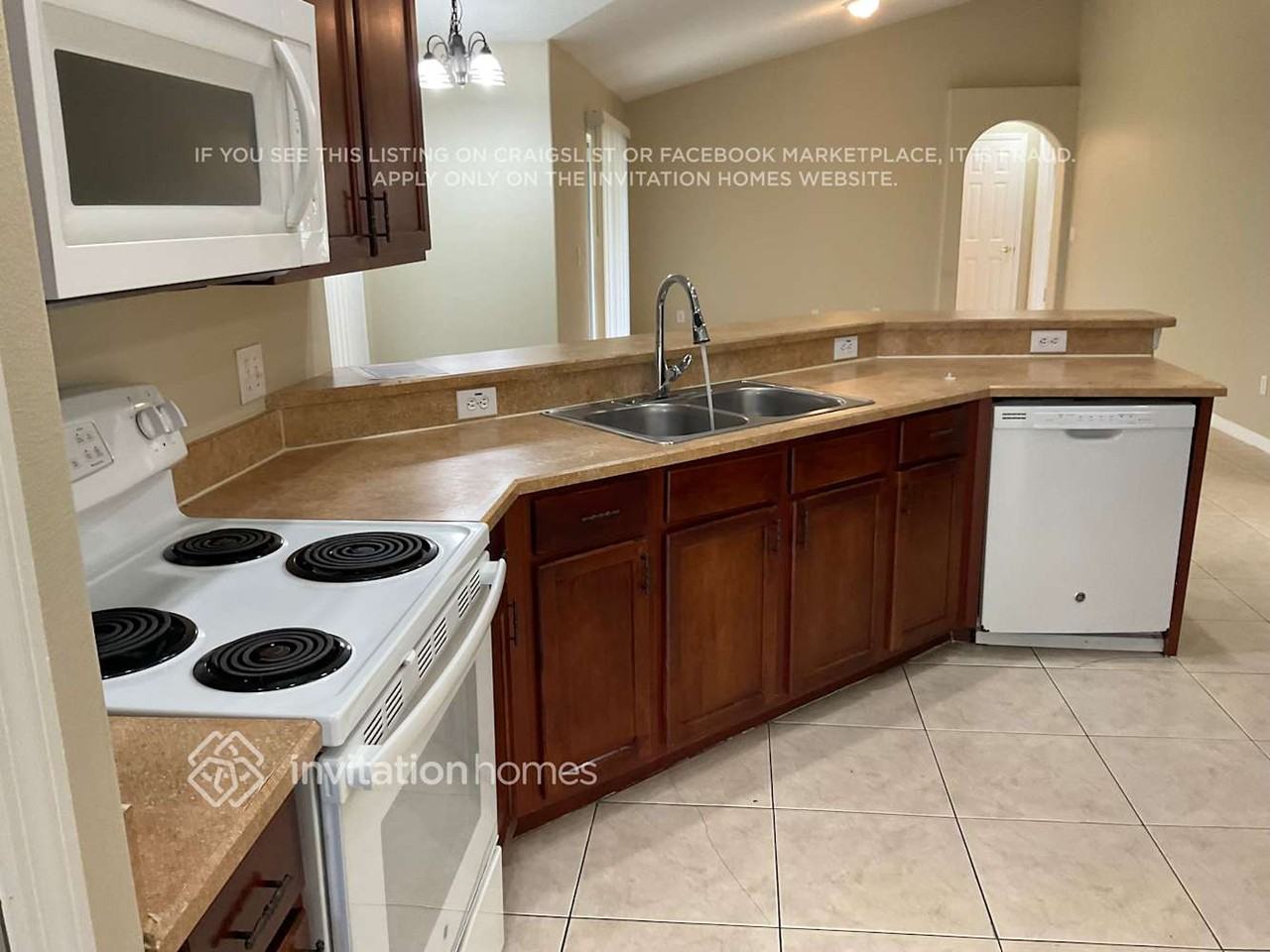 1741 Mohave Ct - Photo 4 of 11