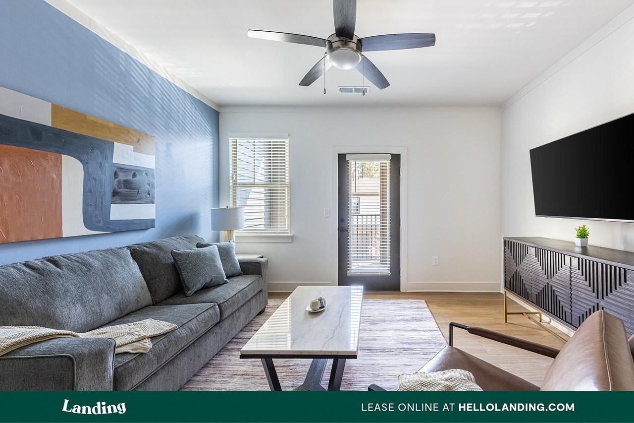 185 Ashford Circle - Photo 6 of 50