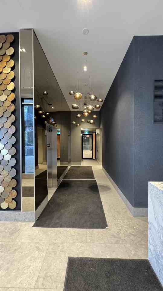 1720 Bayview Ave - Photo 3 of 20