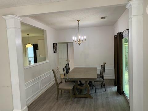 970 Lulworth Ln - Photo 4 of 9