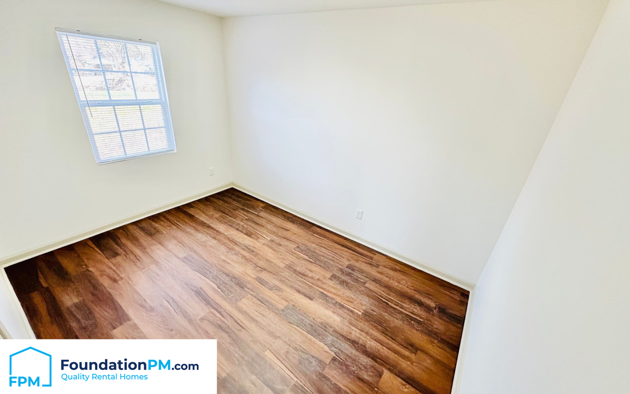 4450 Sunny View Dr - Photo 6 of 10