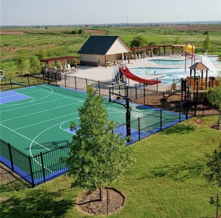 3049 Nw 183rd St - Photo 3 of 24