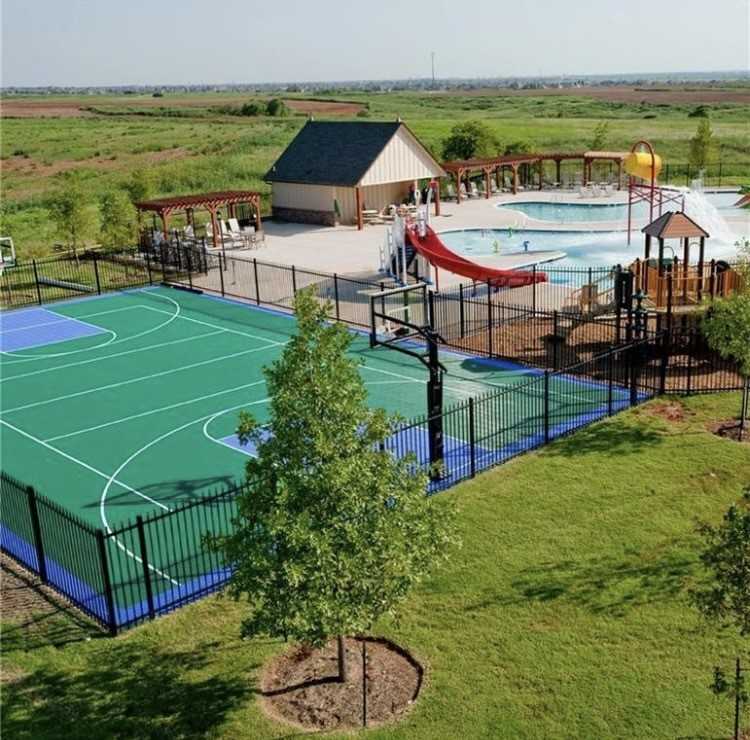 3049 Nw 183rd St - Photo 2 of 24