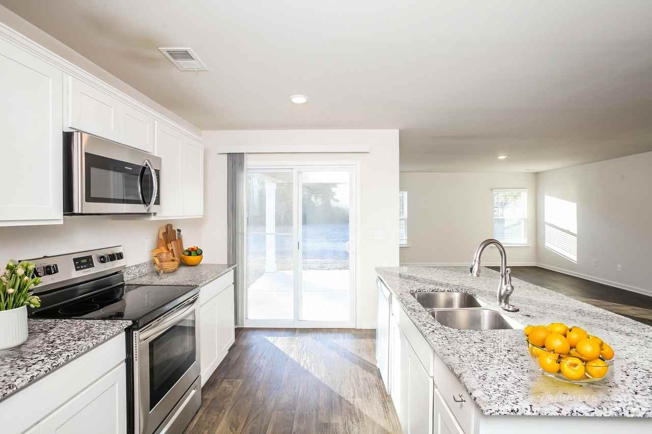 1217 1217 Lakeshore Dr - Photo 5 of 19