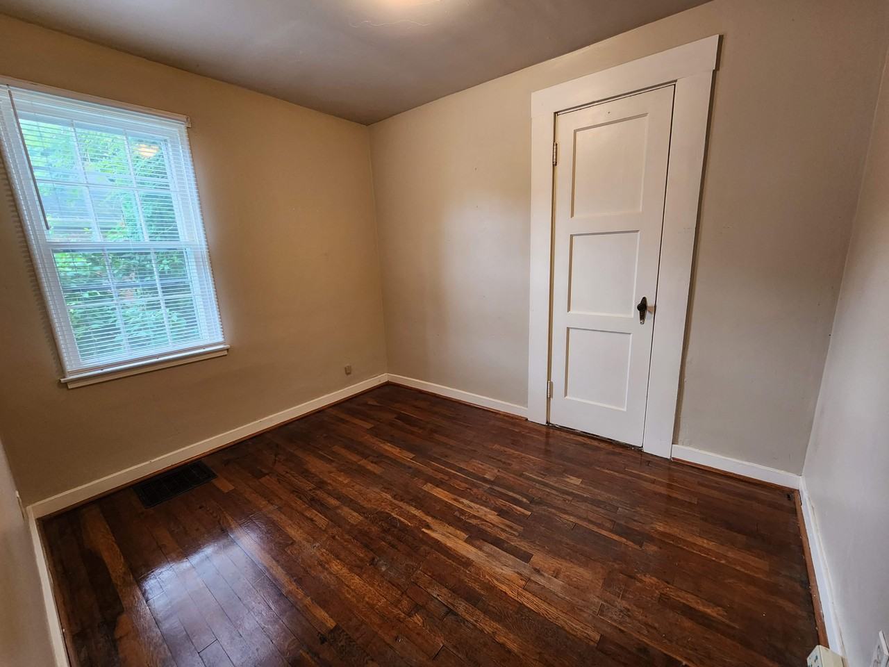 113 Ardmore Dr #113ARMORE - Photo 3 of 13