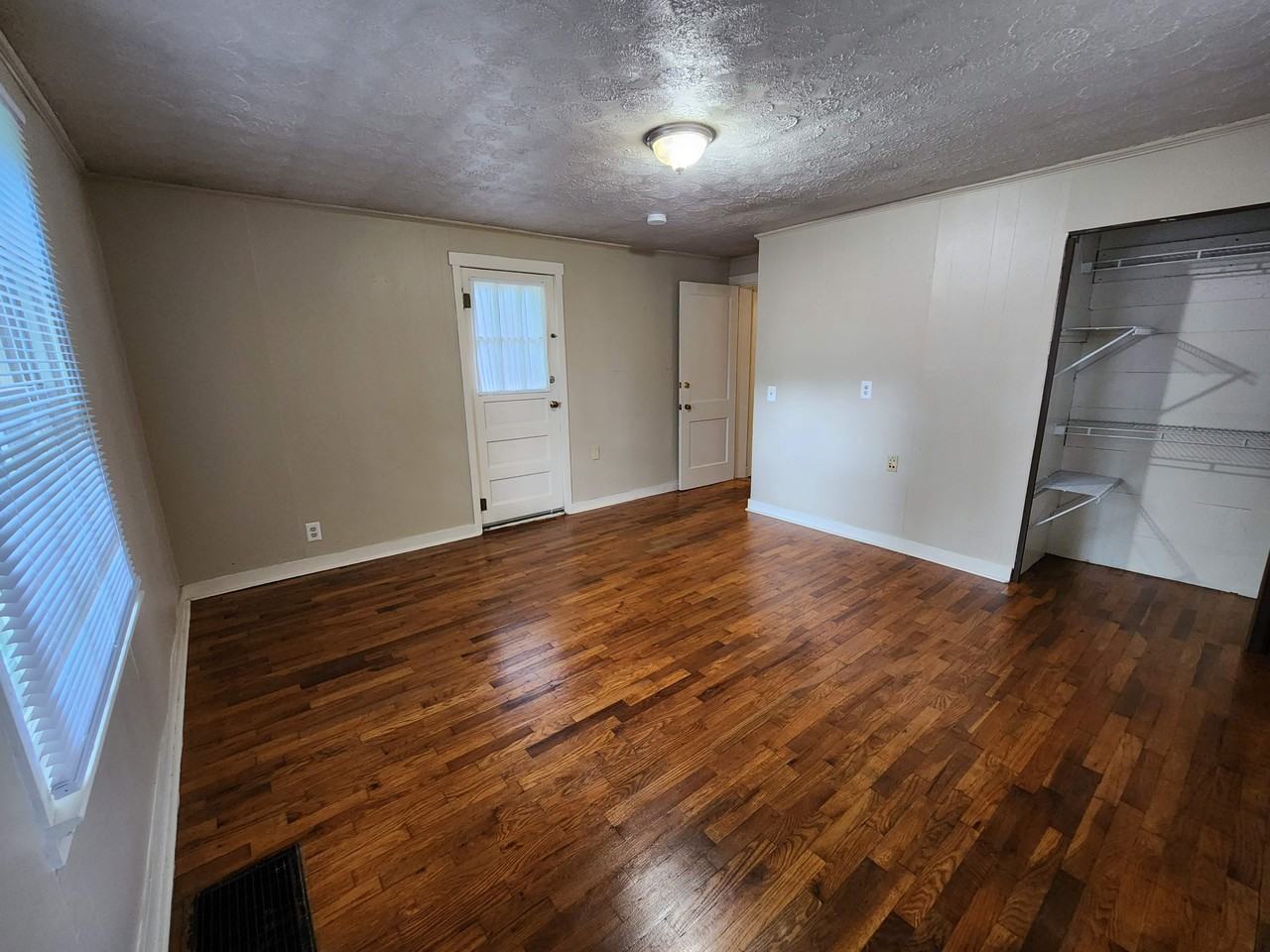 113 Ardmore Dr #113ARMORE - Photo 6 of 13