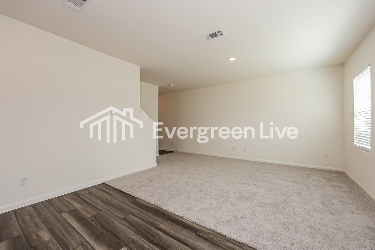 5938 Sahara Dr - Photo 3 of 15
