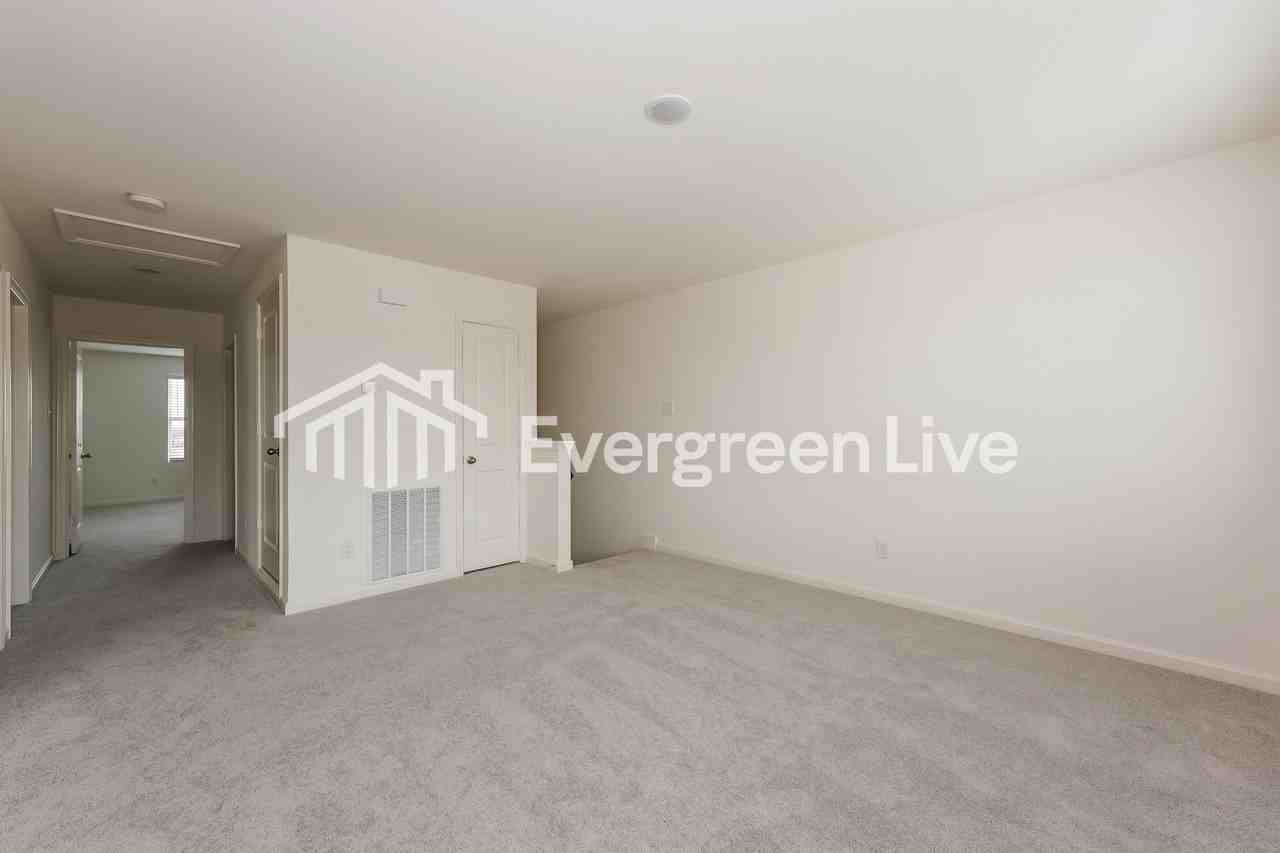 6060 Mojave Dr - Photo 7 of 15