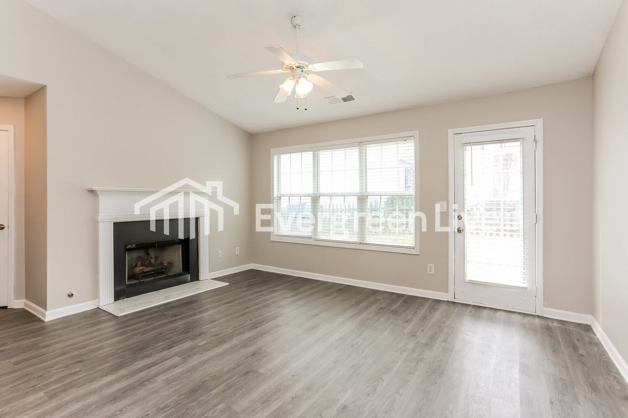 58 Rosemont Ct - Photo 2 of 10