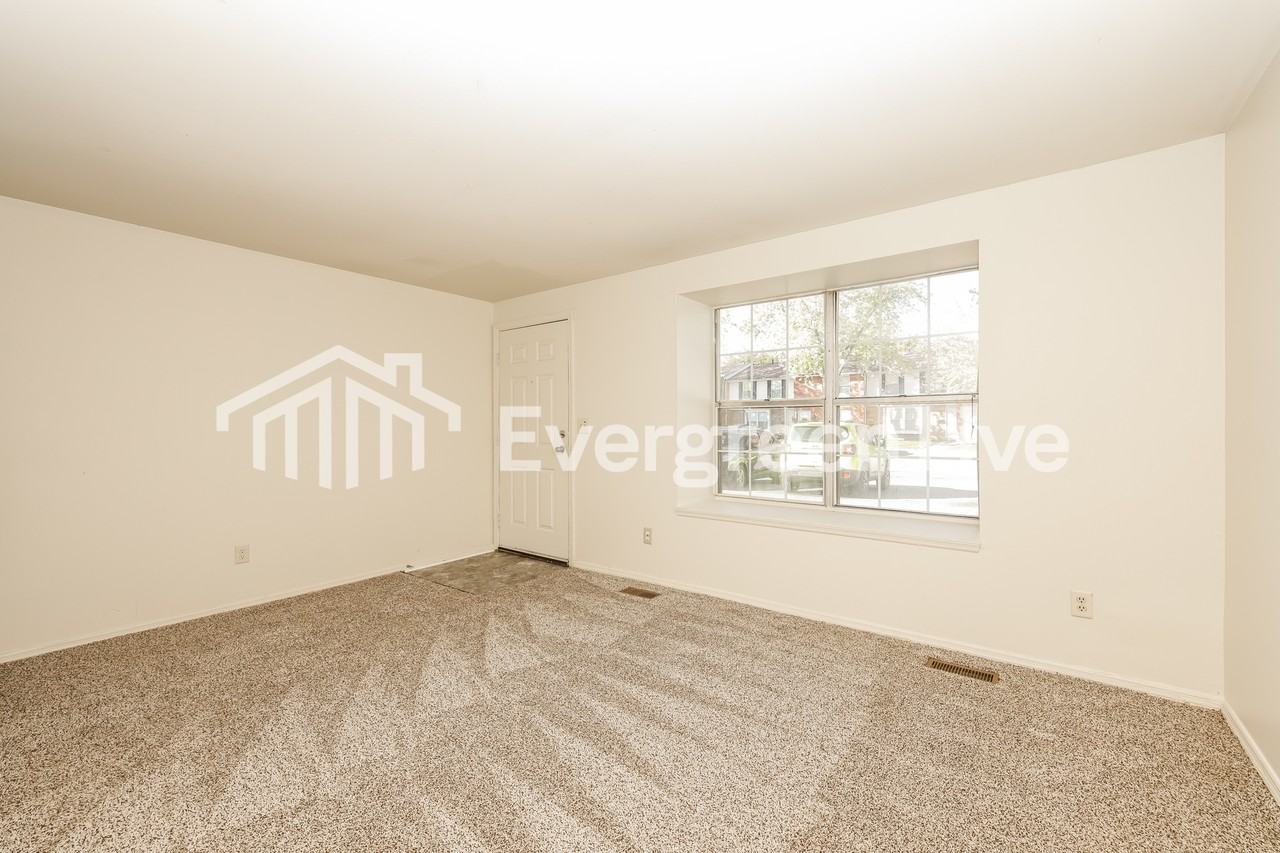 5871 Taylorsville Rd - Photo 3 of 15