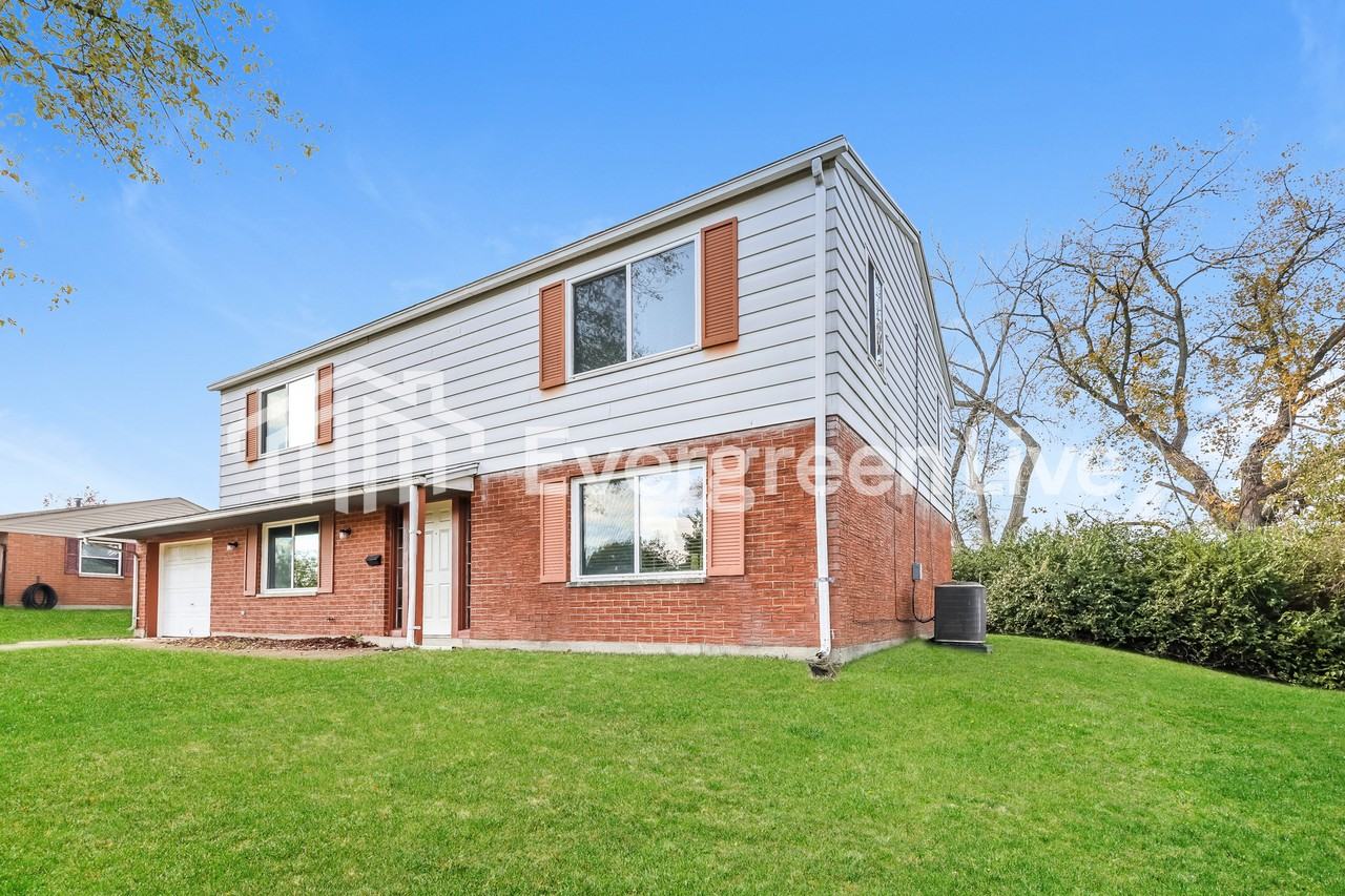 7023 Montague Rd - Photo 2 of 15