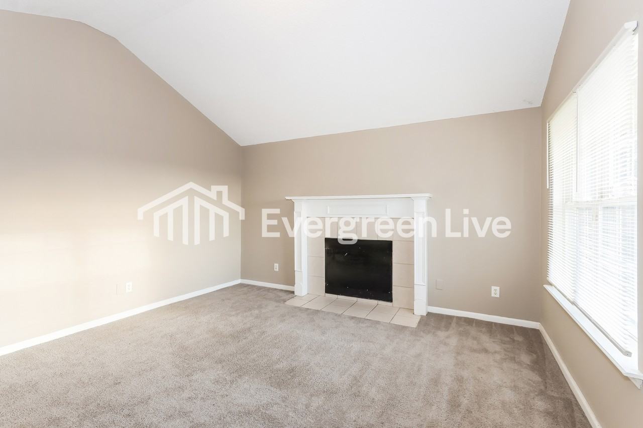 3614 Dayton St - Photo 4 of 15