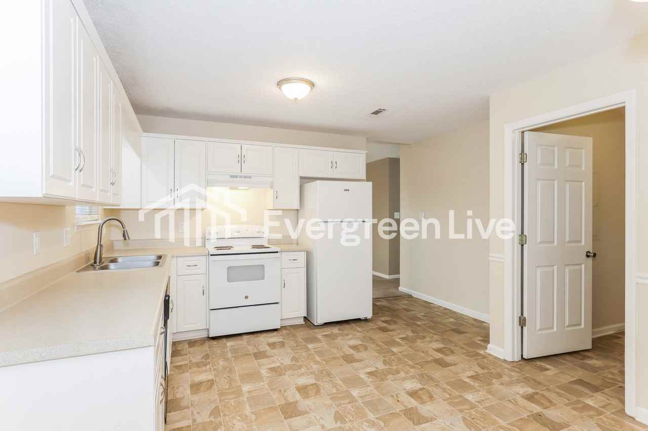 3614 Dayton St - Photo 7 of 15