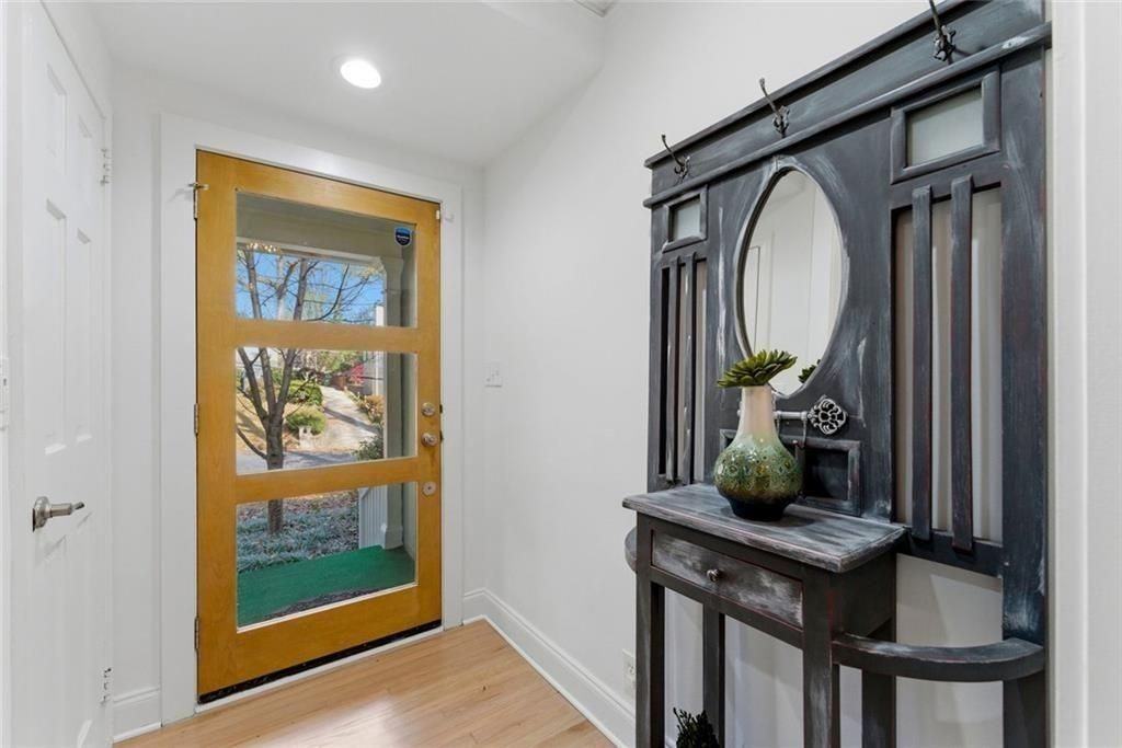 302 Hascall Rd Nw - Photo 5 of 50