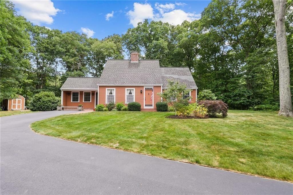 6 Mary Ann Dr - Photo 2 of 28