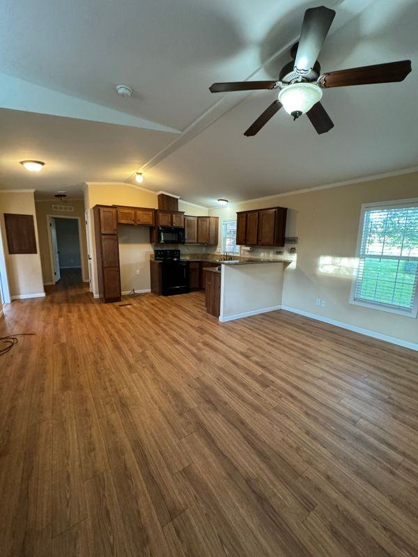 13338 Longstreet Rd - Photo 6 of 15