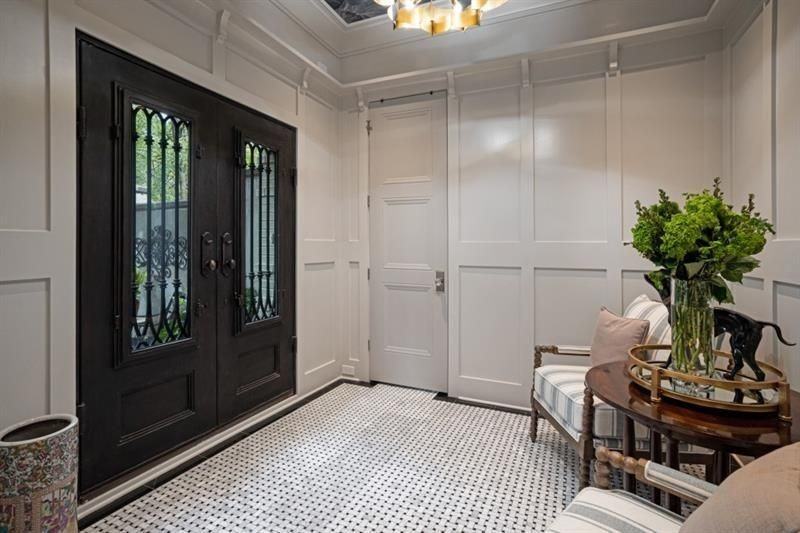 407 8th St Ne - Photo 4 of 34