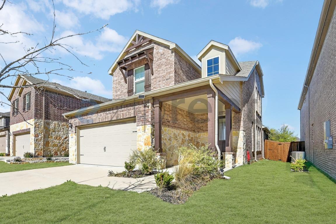 4517 Waterglass St - Photo 2 of 31