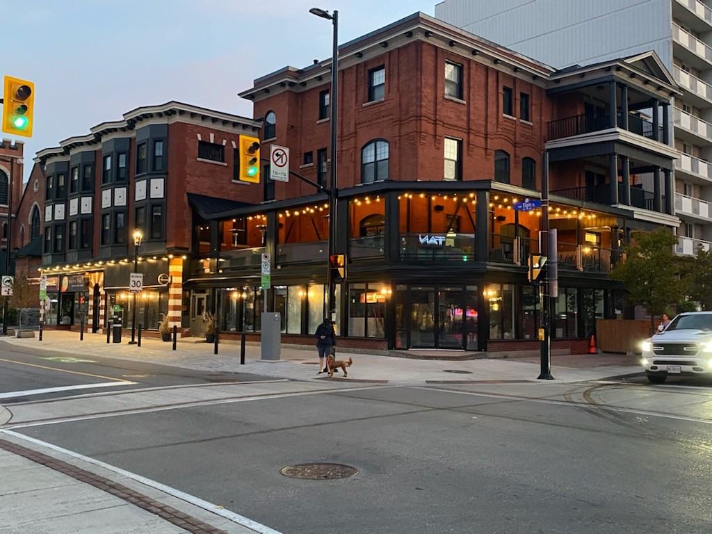 279 1/2 Elgin - Photo 2 of 2