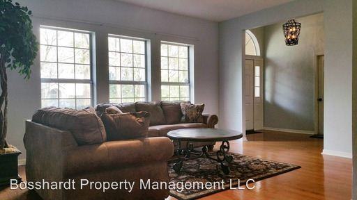 10333 SW 55 Pl - Photo 3 of 25