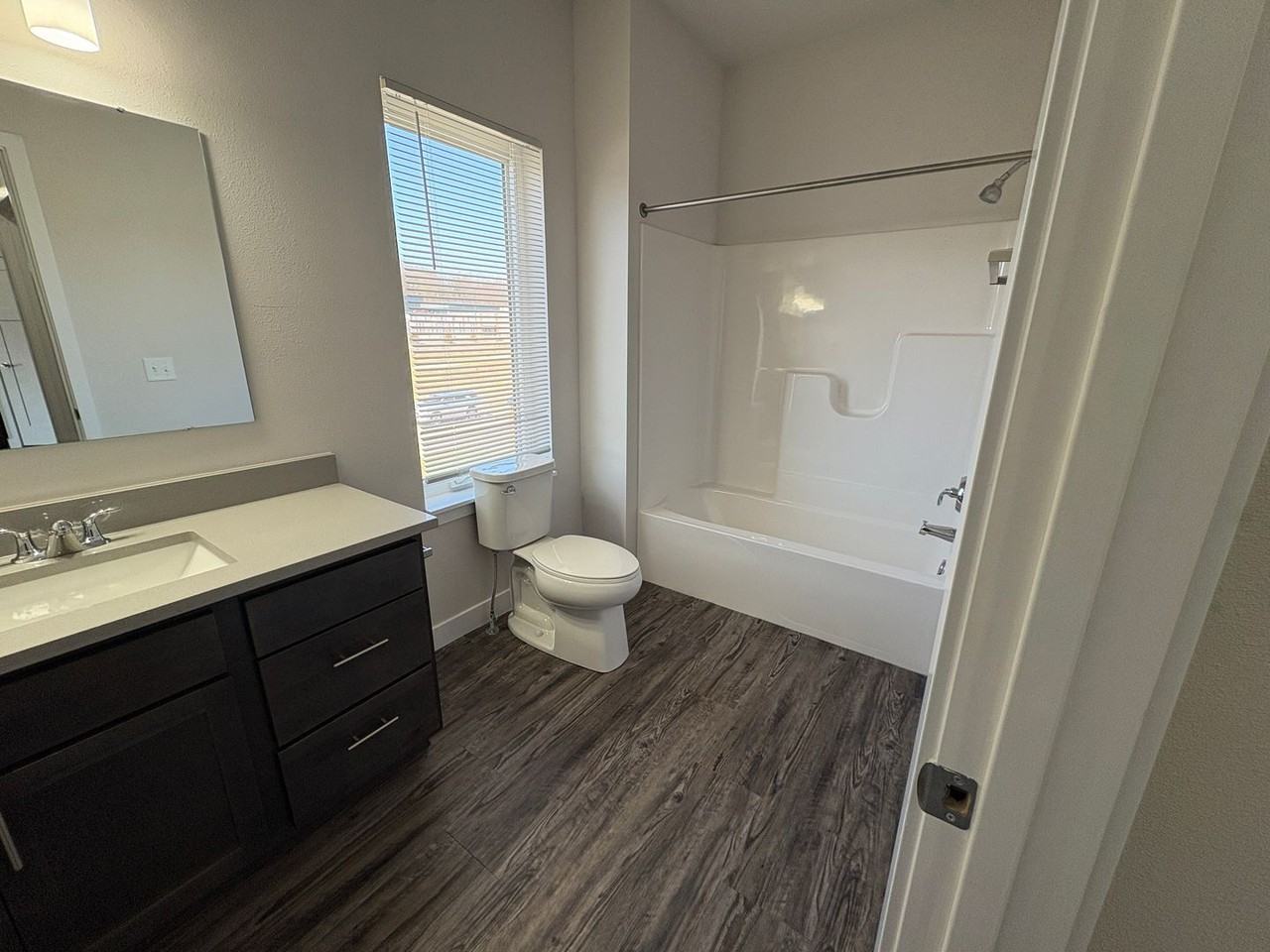 Brand new, state - Photo 6 of 50