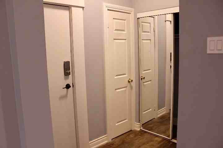 590 Main Street East #2 - Photo 4 of 22