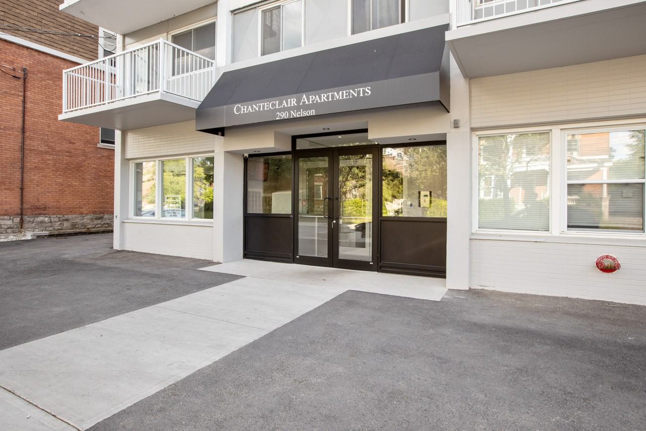 Chanteclair Apartments - Photo 4 of 44