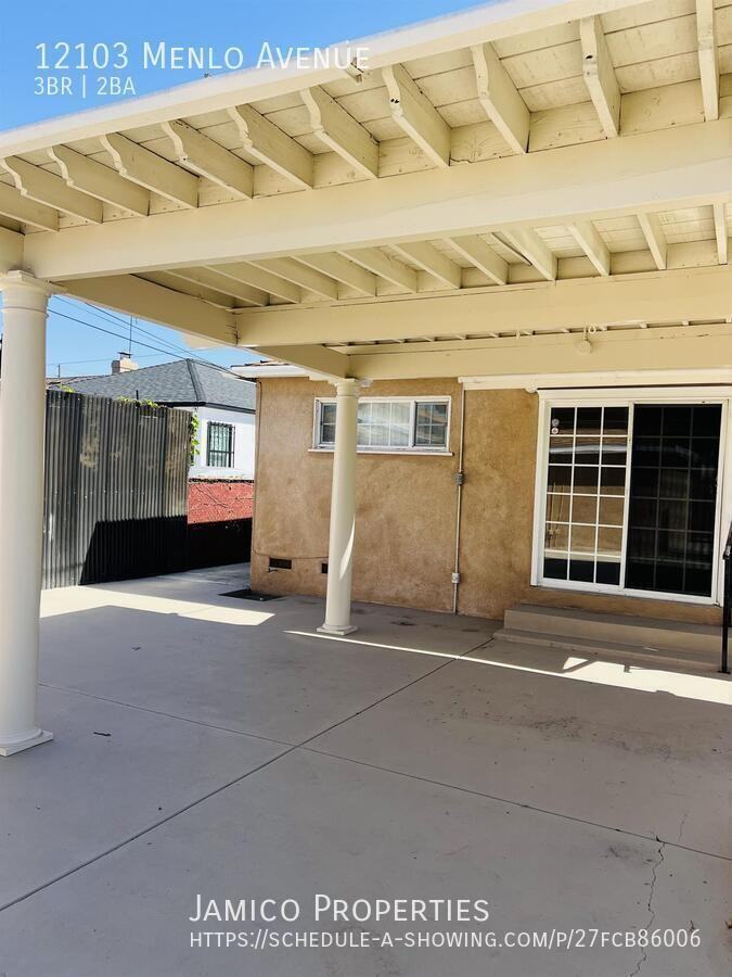 12103 Menlo Ave - Photo 2 of 33