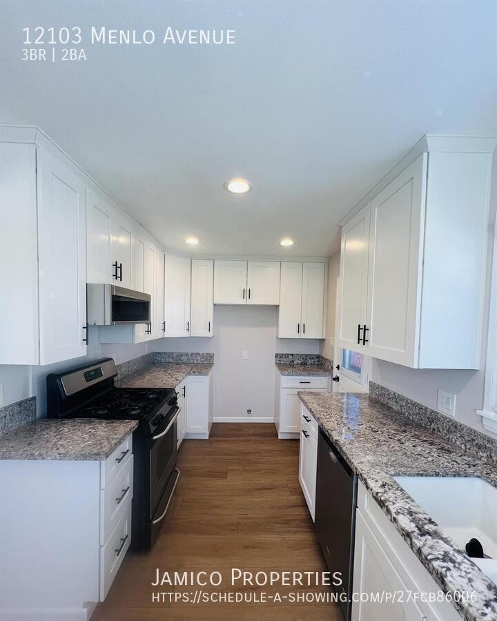 12103 Menlo Ave - Photo 6 of 33