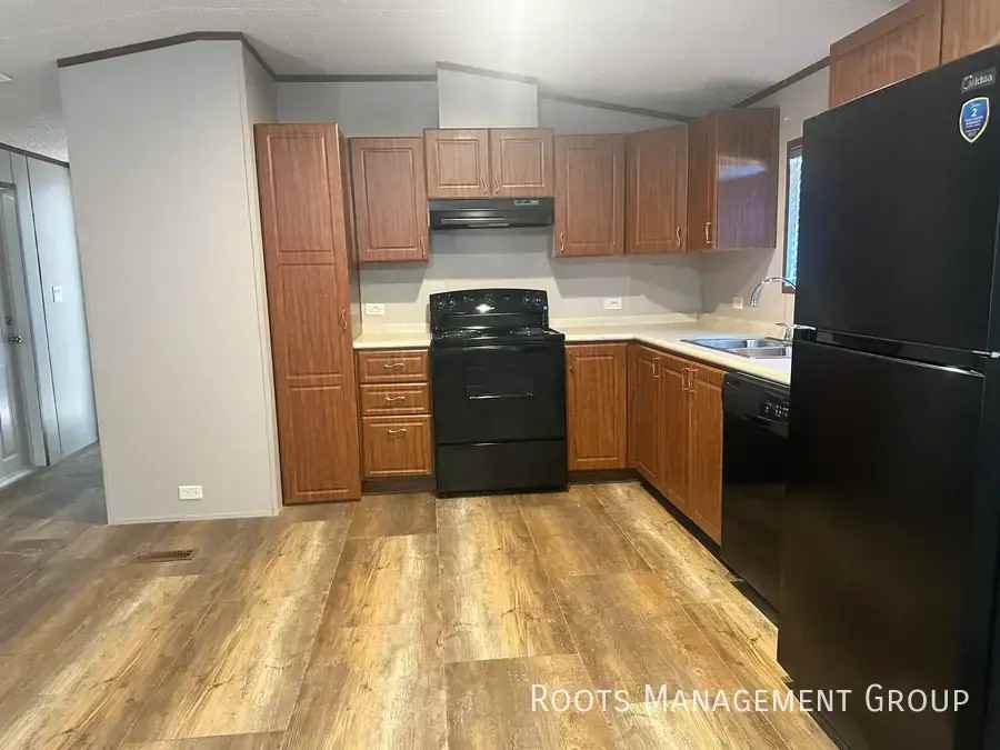 20 Riviera Courts Dr #20 - Photo 6 of 21