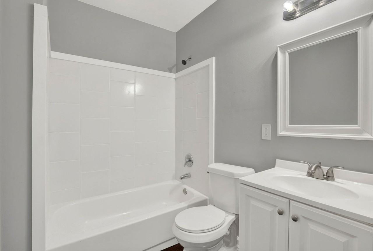 1505 Reynolds St - Photo 4 of 18