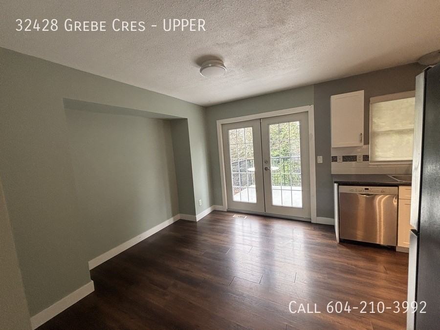 32428 Grebe Cres - Photo 4 of 15