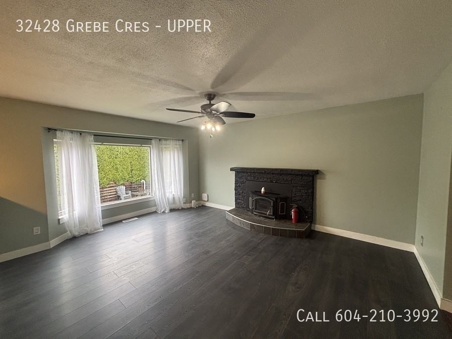 32428 Grebe Cres - Photo 5 of 15