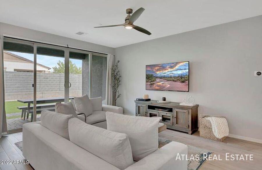 13196 W Redstone Dr - Photo 4 of 22