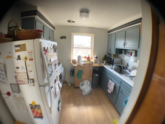 606 Bigelow St - Photo 6 of 21