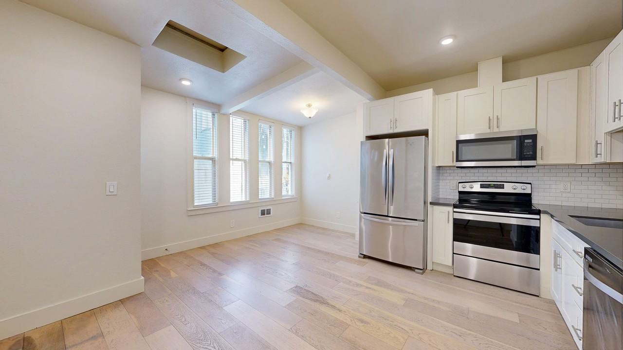 644A Natoma St - Photo 2 of 14