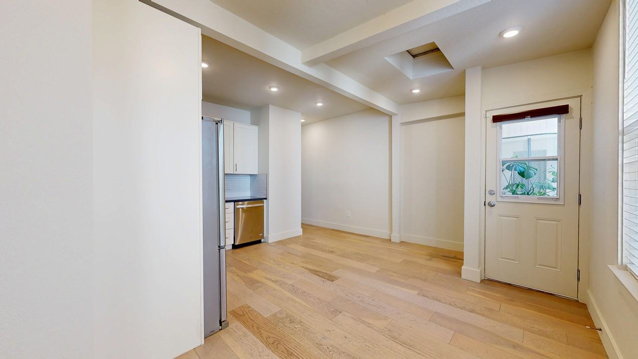 644A Natoma St - Photo 4 of 14