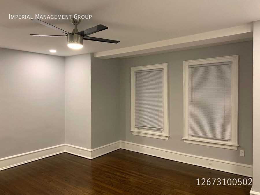 542 W King St #A8 - Photo 6 of 31