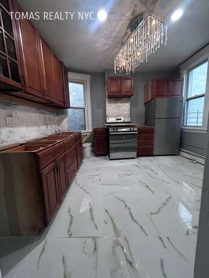37 Altonwood Pl - Photo 3 of 8