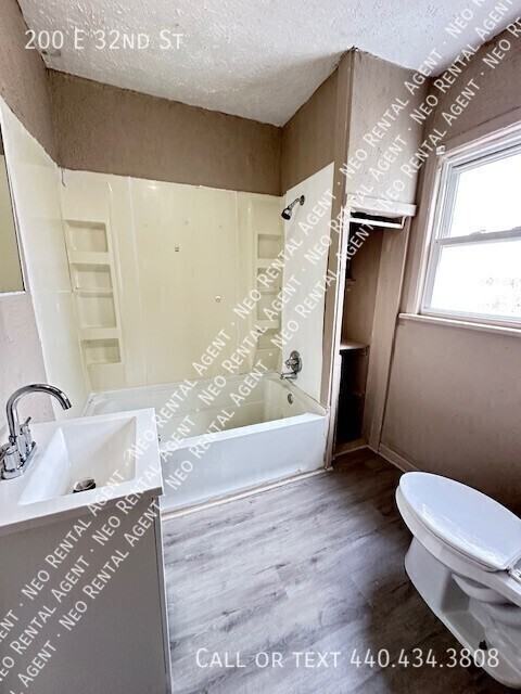 200 E 32nd St - Photo 7 of 9