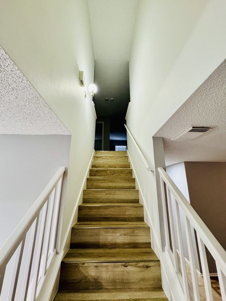 9250 Ridge Path - Photo 7 of 14