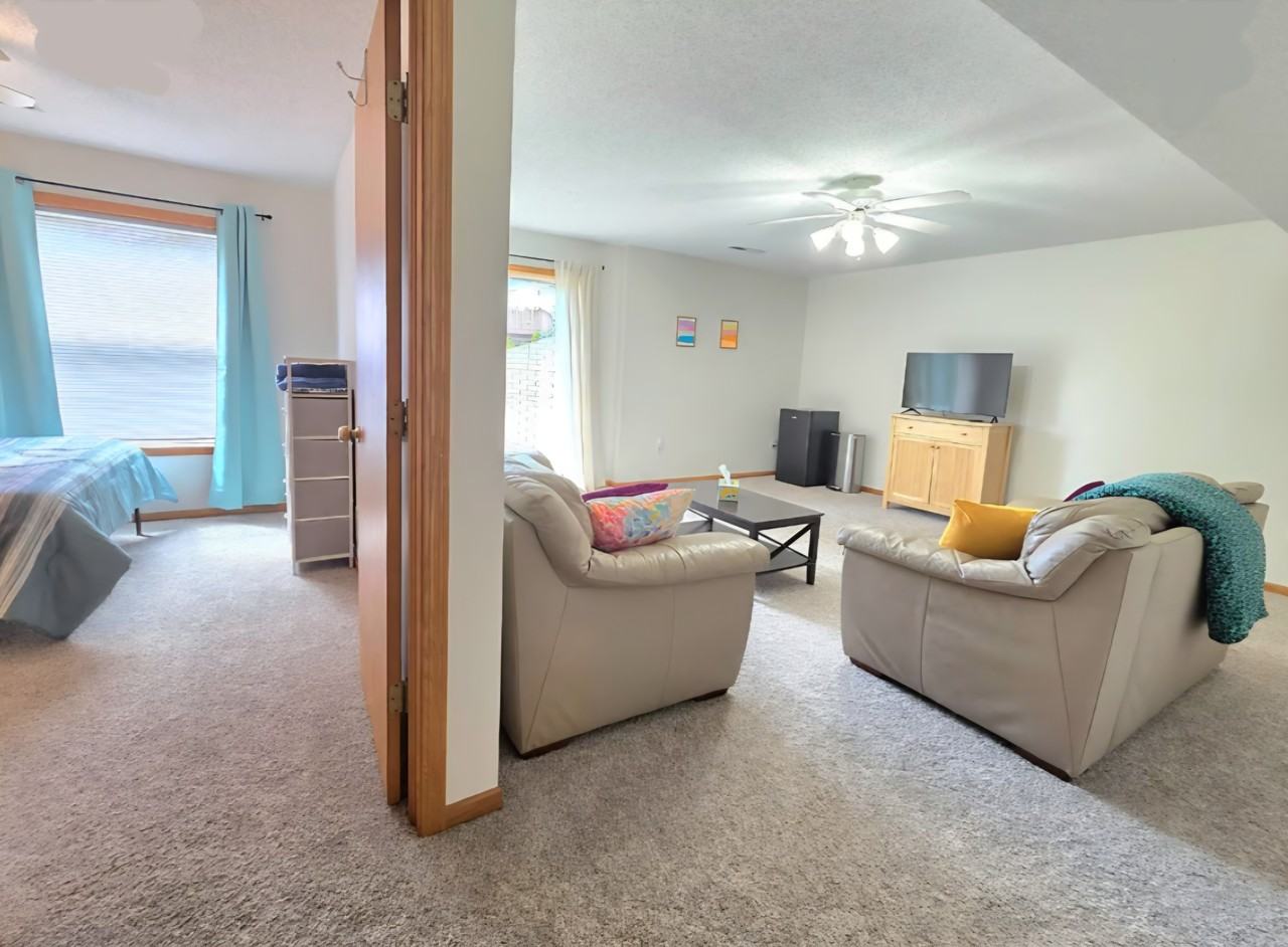 615 Rachael St - Photo 5 of 8