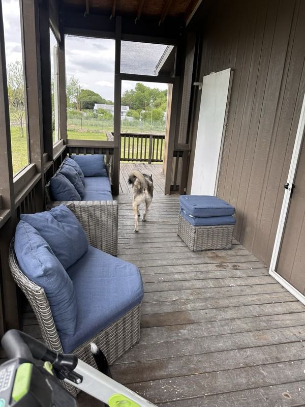 327 Maridel Ave - Photo 2 of 6