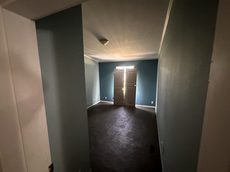 327 Maridel Ave - Photo 3 of 6