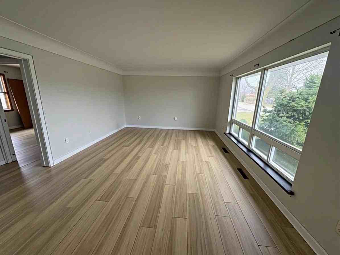 66 Grenadier Dr - Photo 6 of 12