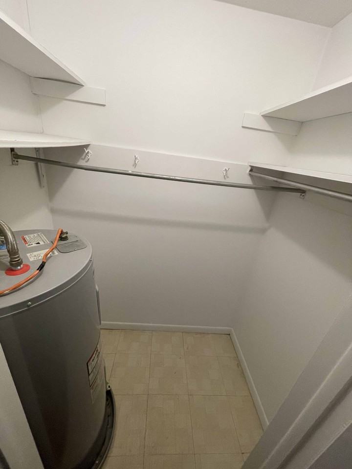 340 6th Ave #8 - Photo 3 of 9