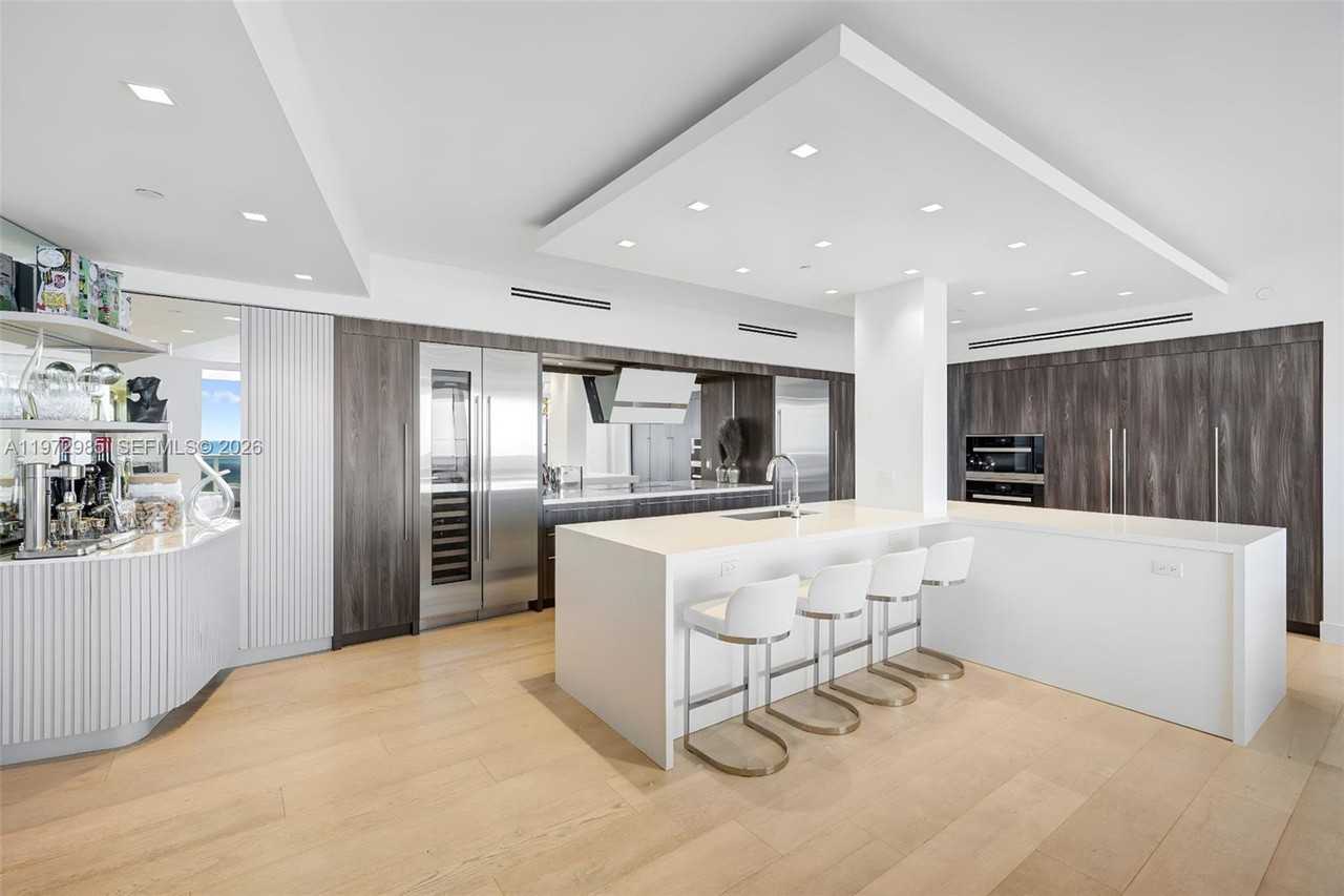 4th St & Alton Rd - Photo 4 of 30